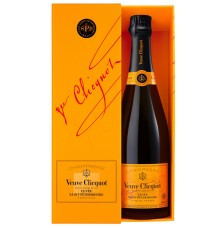VEUVE CLICQUOT CHAMPAGNE CUVEE SAINT-PETERSBOURG ASTUCCIO 0.75 litri