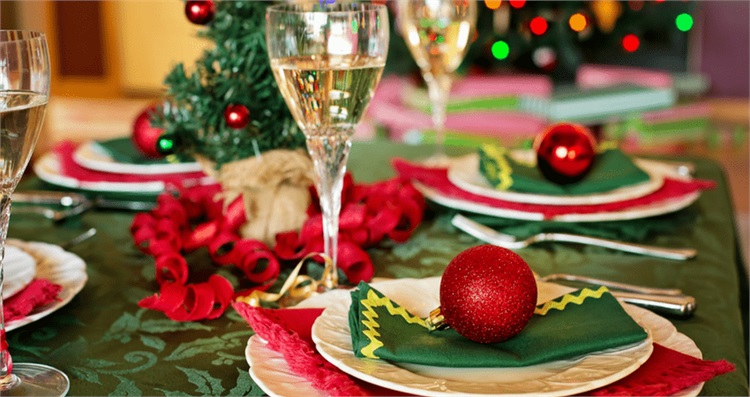 Decorazioni Per Menu Di Natale.Guida Alla Scelta Del Vino Per Il Menu Di Natale Quirino Gabrielli